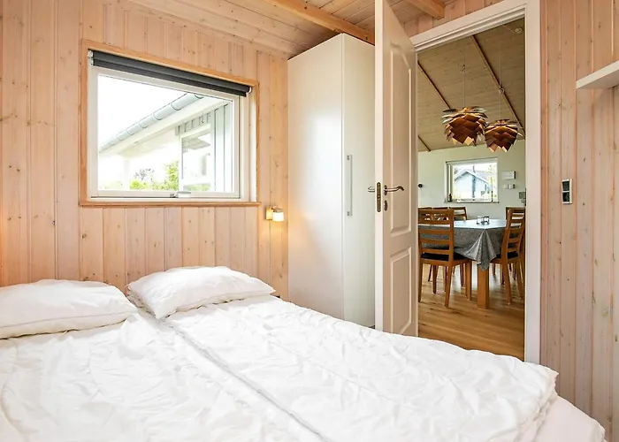 8 Person In Lemvig-by Traum